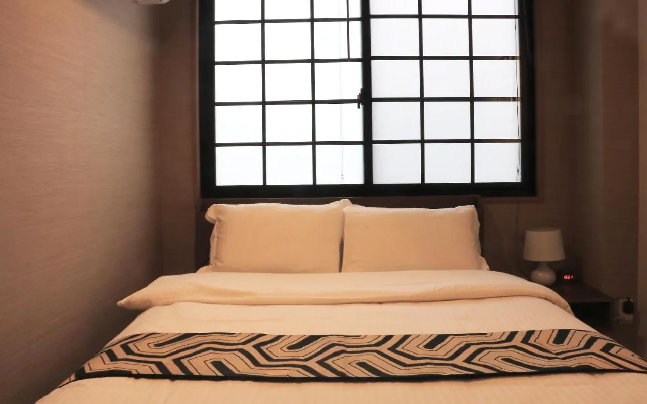 Hotel Traveling Bridge Nijojo Kyōto 5*,