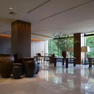Hyatt Regency And 4* Hakone