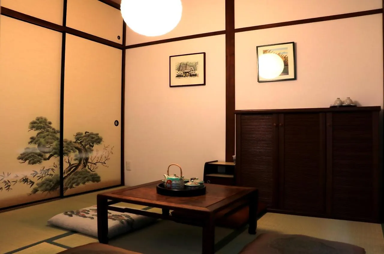 Hotel Traveling Bridge Nijojo 京都市
